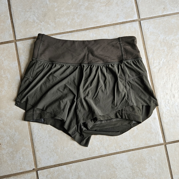 lululemon athletica Pants - Dark green Lululemon shorts